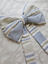 Load image into Gallery viewer, Fabric Bows