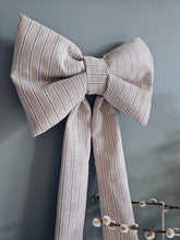Load image into Gallery viewer, Fabric Bows