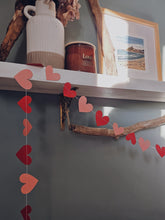 Load image into Gallery viewer, Heart Garland